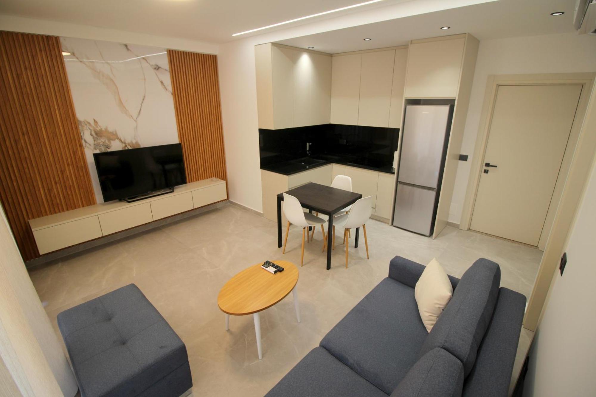 Veseli Luxury Apartman *